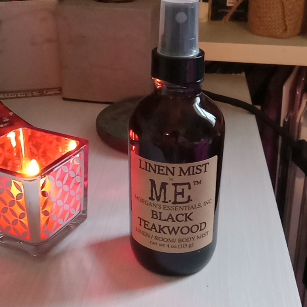 Linen Mist by Morgan Essentials Black Teakwood